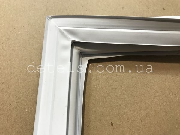 Ущільнювач (гума) двері Indesit 913x571мм для холодильника (C00854016)